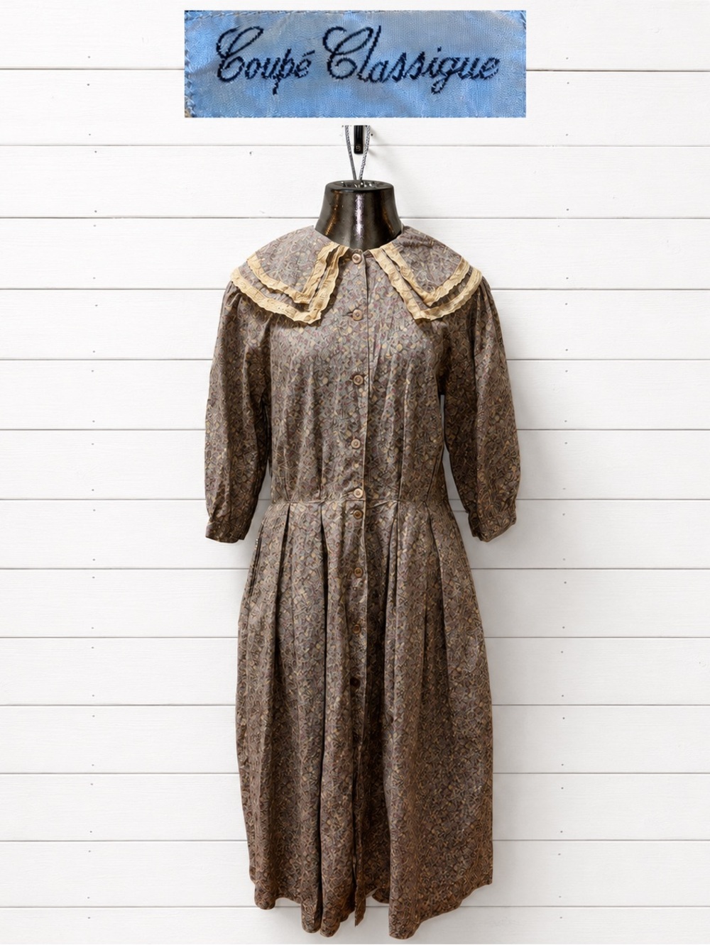Coupé Classique Vintage Romantic Floral Dress – Size M